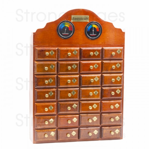 Handcrafted wooden cabinet with 28 drawers without accessories. Accesorios para aviarios 